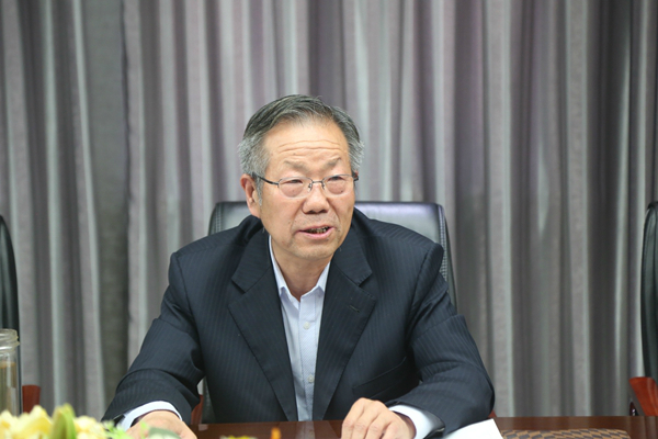 陕西省建设教育协会会长杨云平发表讲话.JPG 陕西省建设教育协会会长杨云平发表讲话.JPG