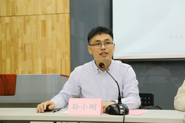 孙院长讲话.JPG 孙院长讲话.JPG