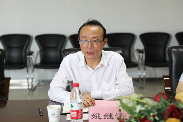 西安建筑科技大学继续教育学院院长姚继涛讲话 西安建筑科技大学继续教育学院院长姚继涛讲话