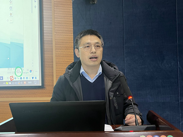 西安建筑科技大学继续教育学院副院长、陕西省干部教育培训西安建筑科技大学基地办公室副主任孙小刚 西安建筑科技大学继续教育学院副院长、陕西省干部教育培训西安建筑科技大学基地办公室副主任孙小刚