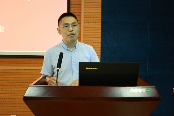 孙小刚讲话 孙小刚讲话