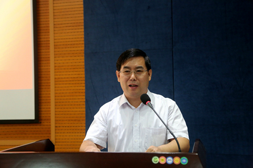 国家机关事务管理局公共机构节能管理司副司长张国威讲话.JPG 国家机关事务管理局公共机构节能管理司副司长张国威讲话.JPG