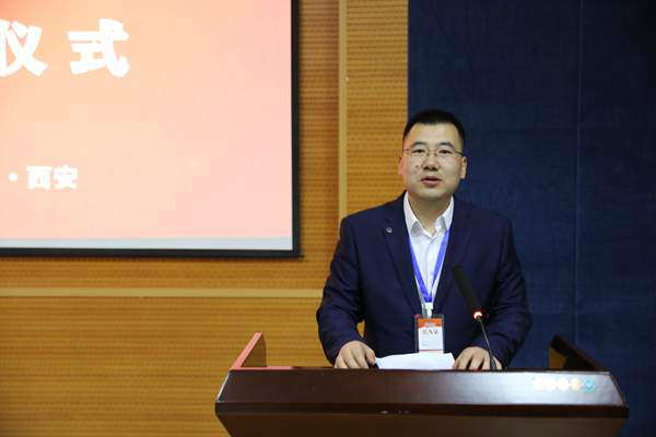 学员代表王虎.JPG 学员代表王虎.JPG